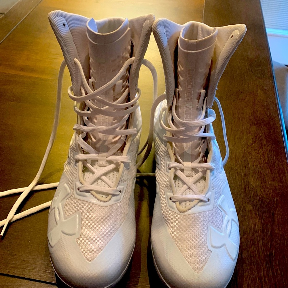 Under Armour White Football Cleats 10